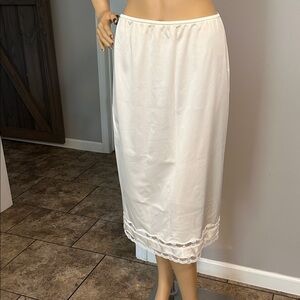 Vintage Loveable White Lace Trim Slip Skirt